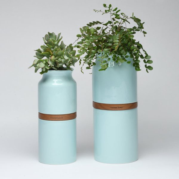 Beautiful Vase Urn - Image 7